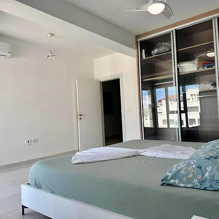Saranda Terraces Selitë e Vogël